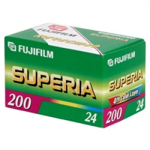 Фотопленка Fujifilm Superia 200/24 New 135 (ЦВ., ISO 200, 24 КАДРА, С-41)