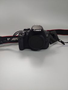 Цифровой фотоаппарат Canon EOS 650D body (Б.У)
