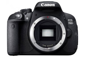Цифровой фотоаппарат Canon EOS 700D Body (