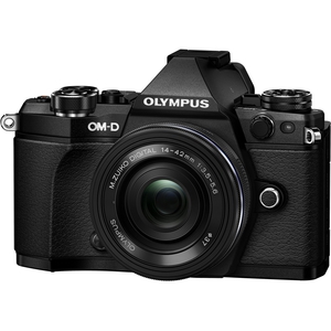 Цифровой фотоаппарат Olympus OM-D E-M5 Mark II Kit 14-42 (EZ-M1442EZ) черный