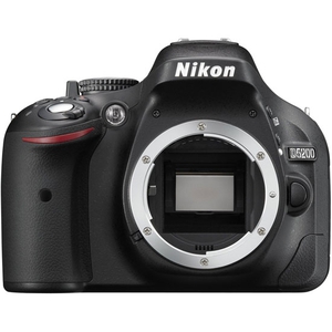 Цифровой фотоаппарат NIKON D5200 Body Black Б/У