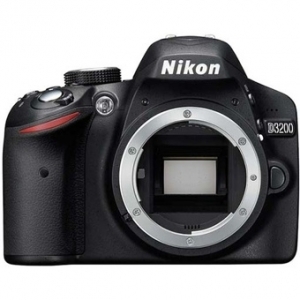 Цифровой фотоаппарат Nikon D3200 Body черный
