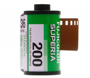 Фотопленка Fujifilm Superia 200/36 New (ЦВ, ISO 200, 36 КАДРОВ, С-41)