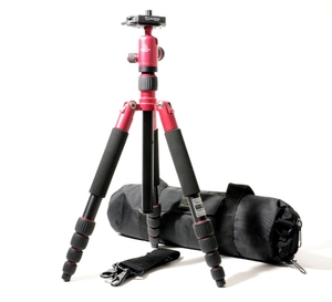Штатив Giottos G-VGRN9225R-S1 красный Алюмин. штатив  MH5310-630+сумка,2W;5/135/1,12/4 (Секций/Разложен/Вес/Нагр)