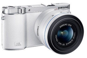 Цифровой фотоаппарат Samsung NX3000 Kit 20-50mm Silver-White