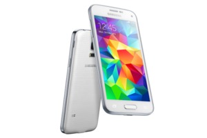 Смартфон Samsung Galaxy S5 mini Duos 16Gb SM-G800H 3G White