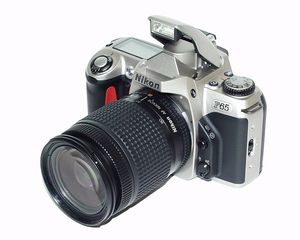 Пленочный фотоаппарат Nikon F65 Kit 28-80 (Б.У.)