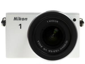 Цифровой фотоаппарат Nikon 1 J3 Kit  VR 10-30mm PD-Zoom белый