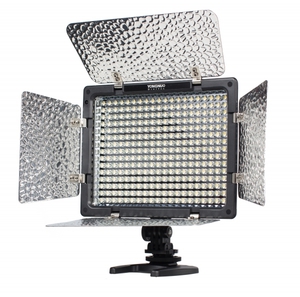 Накамерный свет светодиодный YongNuo LED YN-300, 300 leds,с ду, для фото и видеокамер
