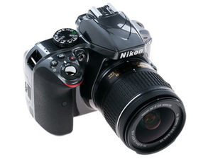 Цифровой фотоаппарат Nikon D3300 Kit 18-55mm VR AF-P серый