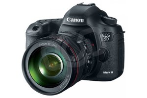 Цифровой фотоаппарат Canon EOS 5D Mark III Kit 24-105mm IS USM (
