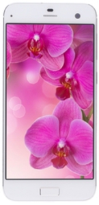 Смартфон ZTE Blade S7 32 Гб белый
