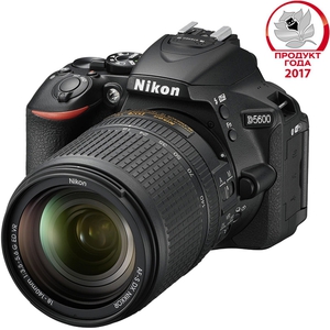 Цифровой фотоаппарат Nikon D5600 Kit AF-S 18-140mm DX VR черный