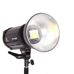 Постоянный свет FST EF-100R (LED) Sun Light 5500K Светодиодный осветитель, шт