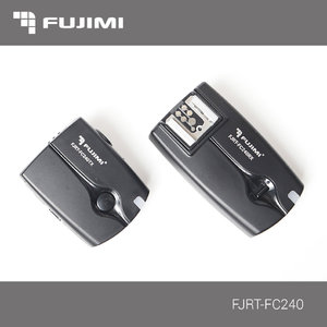 Радиосинхронизатор для вспышек 3 в 1 Fujimi FJRT-FC240, FSK 2,4 Гц, 4 канала, 1/200c, до 100 м.