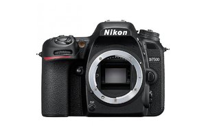 Цифровой фотоаппарат Nikon D7500 Body ( черный