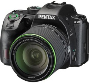 Цифровой фотоаппарат Pentax K-70 Kit DA 18-135WR черный