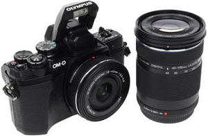 Цифровой фотоаппарат Olympus OM-D E-M10 Mark III Double Kit 14-42IIR + 40-150mm (V207071BE010) черный