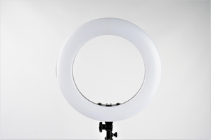 Постоянный свет FST LED 18-RLR светодиодный кольцевой осветитель