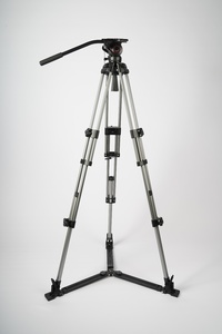Профессиональный видеоштатив FST ST-9902K2