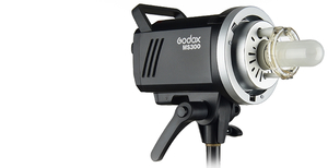 Вспышка студийная Godox MS200