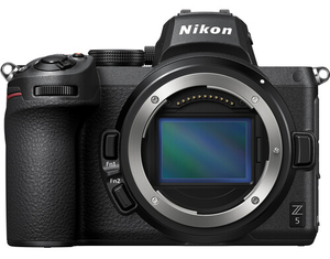 Цифровой фотоаппарат Nikon Z5 Body, черный