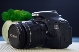 Цифровой фотоаппарат Canon EOS 600D Kit 18-55mm IS II (Б.У.) 1.S