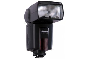 Вспышка Nissin Di-600 для Canon